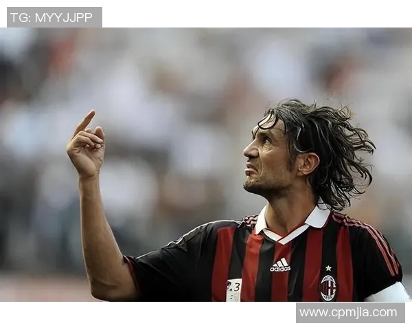 马尔蒂尼足球明星的传奇生涯与对足球的深刻影响解析